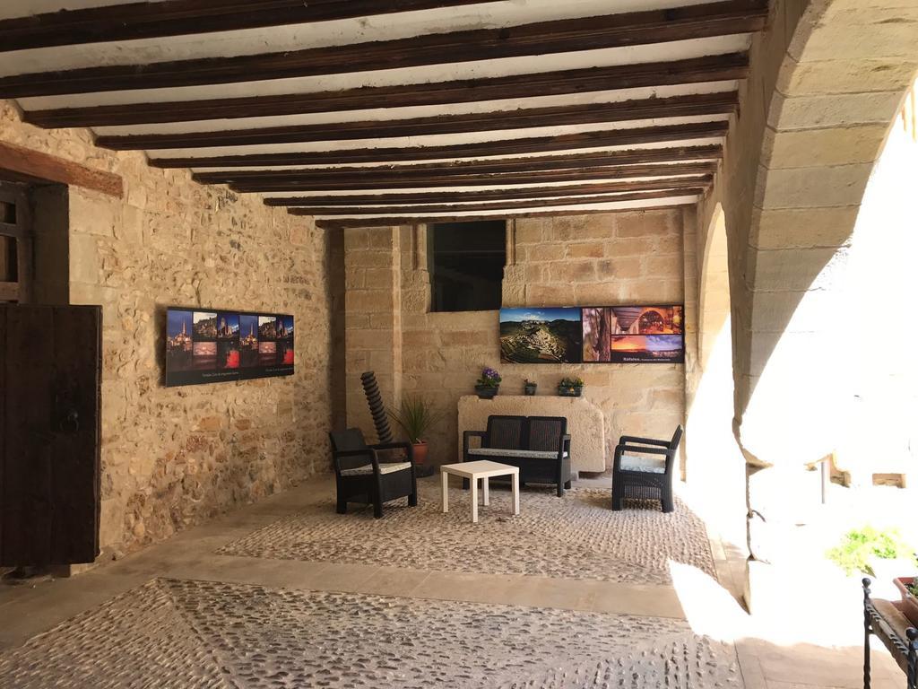 Hospederia Virgen De La Fuente Peñarroya de Tastavins Exterior foto