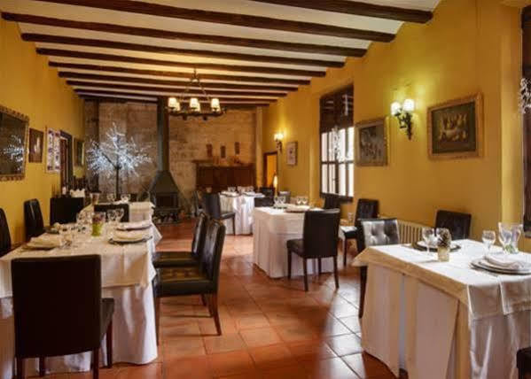Hospederia Virgen De La Fuente Peñarroya de Tastavins Exterior foto